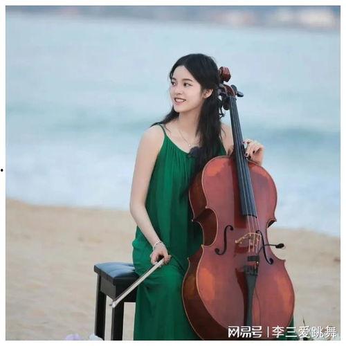 娱乐圈小八卦大爆料,揭秘明星幕后真相与情感纠葛  第1张