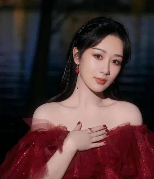 杨紫最新娱乐爆料消息,最新娱乐爆料揭秘她的生活点滴 第3张 杨紫最新娱乐爆料消息,最新娱乐爆料揭秘她的生活点滴 第3张