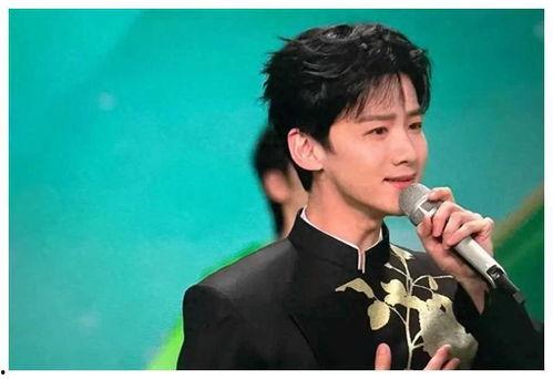 娱乐吃瓜白敬亭,娱乐吃瓜界的“瓜王”  第2张